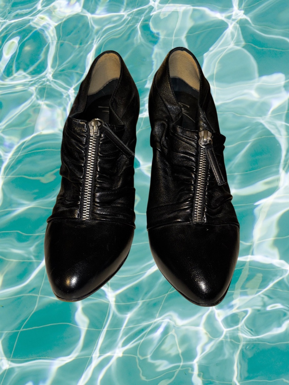 Giuseppe Zanotti Black Pointed-Toe Leather Zip Front Heels